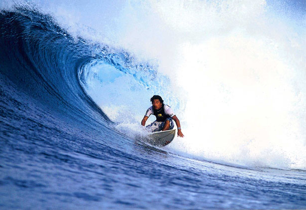 Surfing-in-the-Bahamas